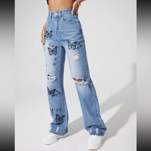 Bleach Wash Ripped Detailed Butterfly Jeans